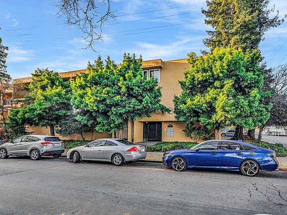 2nd image of 1701 San Carlos Ave APT 6
