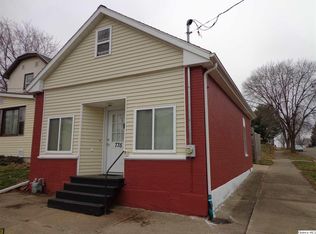 735 N 14th St, Quincy, IL 62301