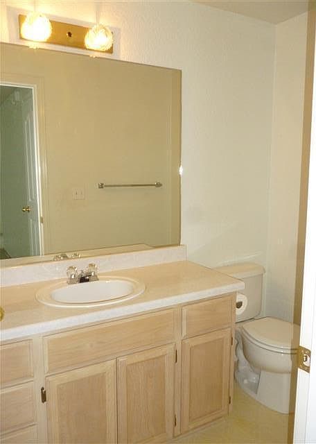 2nd image of 561 Brittni Ln
