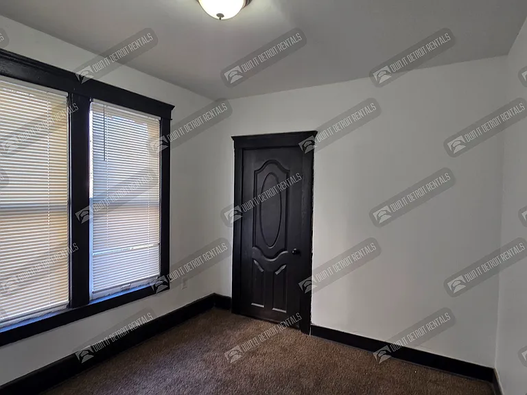 2982 Vicksburg St — Photo 11