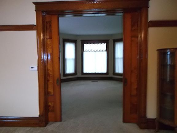 Living room w/pocket doors