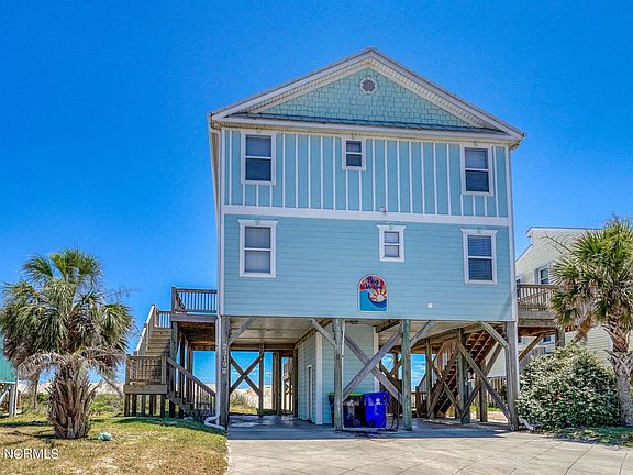4th image of 2319 W Beach Dr