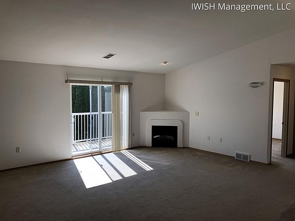 PL235A - Living Room_10112019