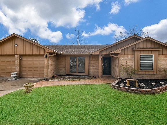 3rd image of 15709 Juneau Ln