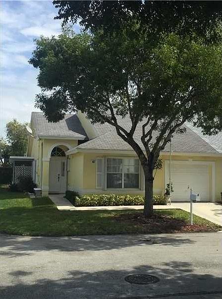 1st image of 467 SE 20th Dr