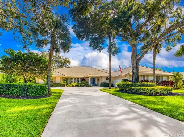 5884 SE Glen Eagle Way, Stuart, FL 34997