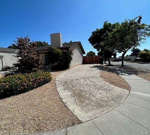 3rd image of 7126 Marmota St