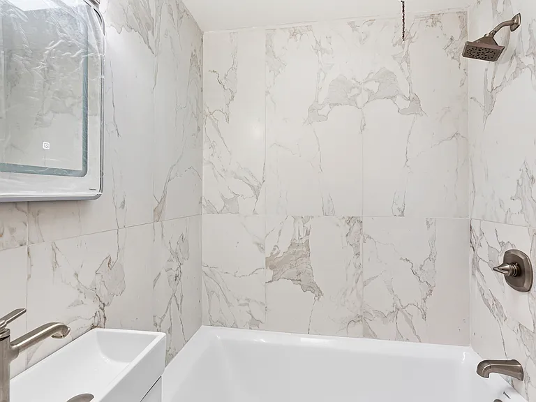 2405 S 57th St — Photo 5