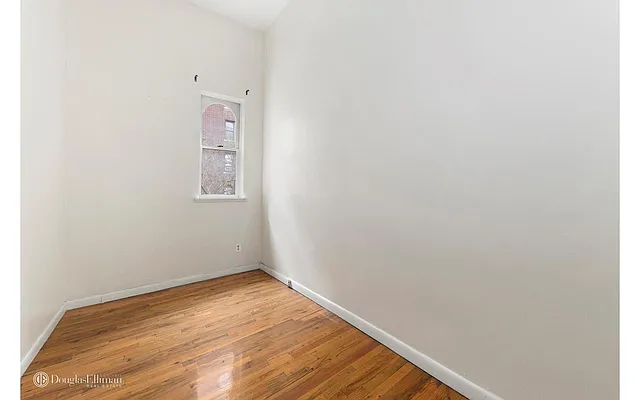 Rented by Douglas Elliman | media 24