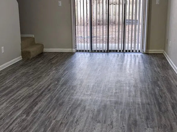 915 SW 61st St, Gainesville, FL 32607