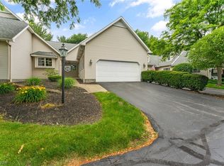 39 Fieldstone, Youngstown, OH 44514