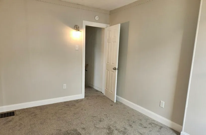 Fully Remodeled House with Assigned Parking — Photo 2