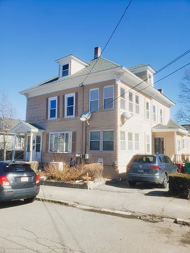 26 Arlington St #2 Photo 1