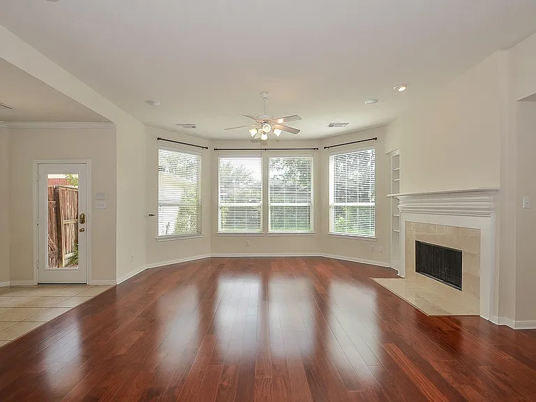 12407 Aliso Bend Ln — Photo 10