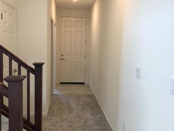 4th image of 3068 Island Creek Way
