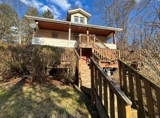 1011 Old Coal Hollow Rd, Verona, PA 15147