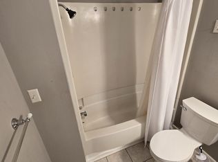 488 W State St, Barberton, OH 44203