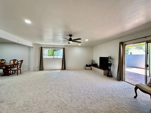 5th image of 5362 Lodi St