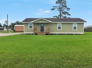 2605 Broussard Rd, Sulphur, LA 70665