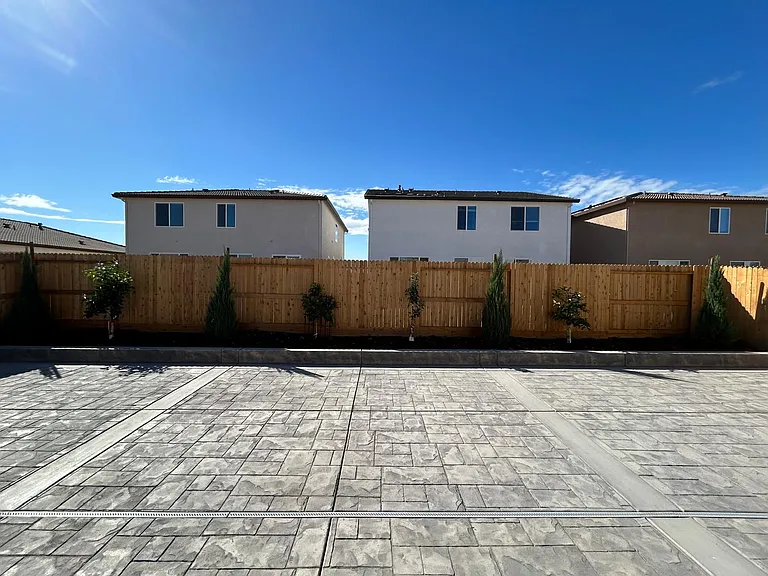 1781 Haines Ave — Photo 17