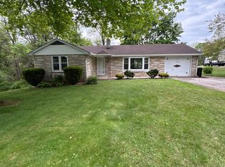 1300 Crescent Rd, York, PA 17402