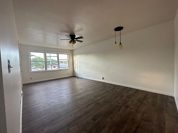 5th image of 203 W Woodside Ave Unit 2