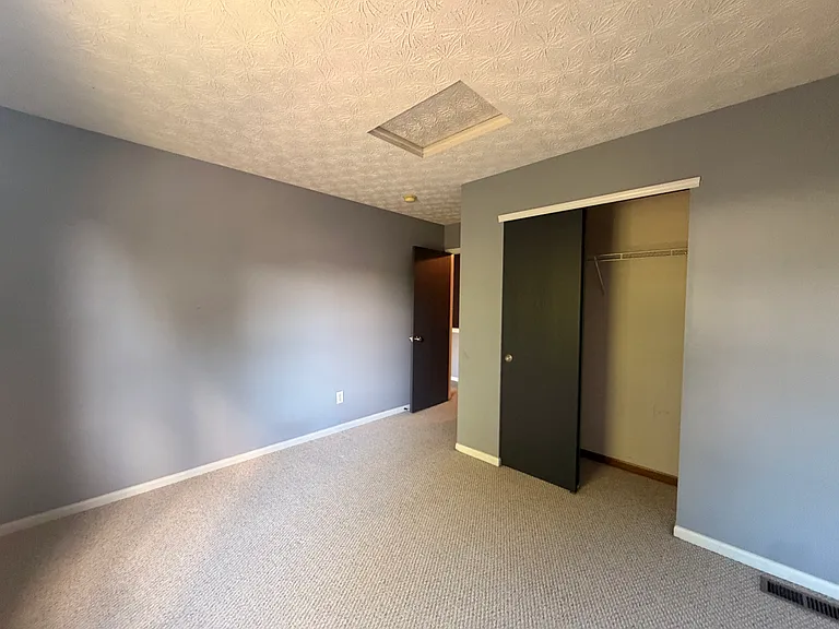 6107 Federalist Dr — Photo 34