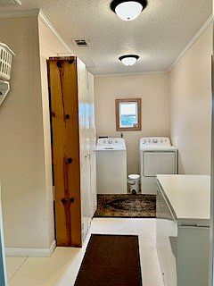 5th image of 2388 Clara Strengthford Rd