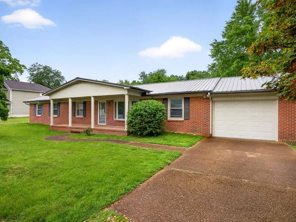 1115 Patrick St, Cookeville, TN 38501