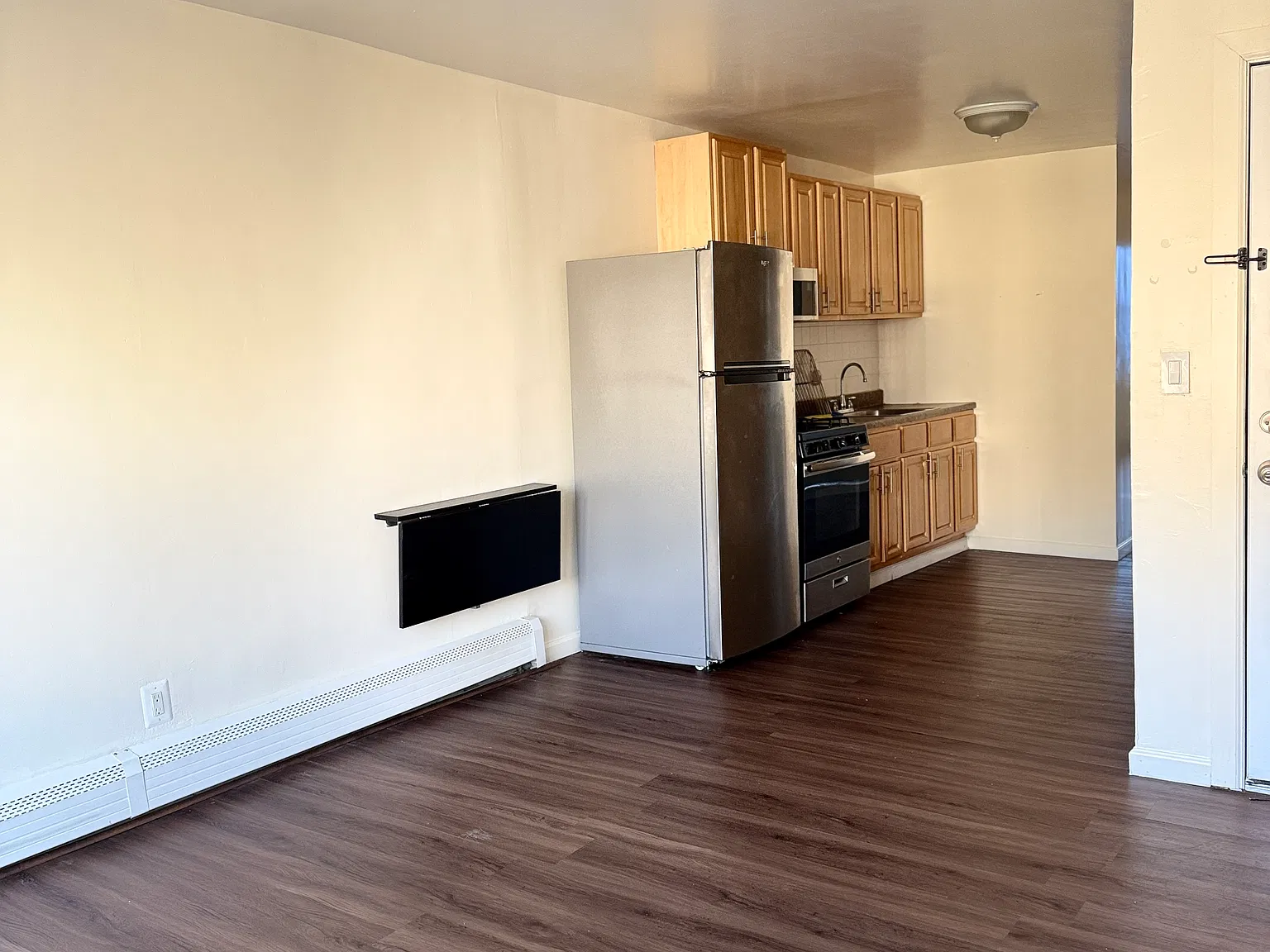 1 bed, 700 sqft, $1,750 — Photo 4