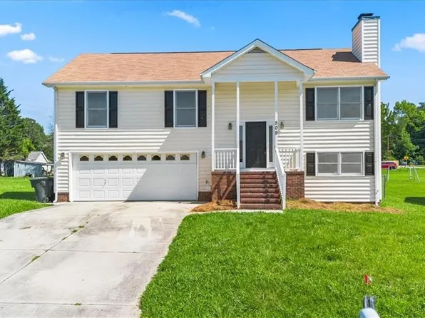 509 Mount Olive Dr, Greensboro, NC 27406