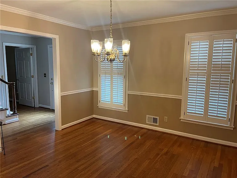 119 Woodlawn Dr NE — Photo 19