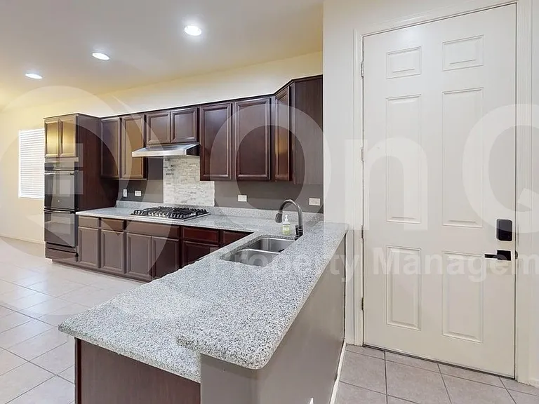 6729 E Neptune Cove Rd — Photo 5