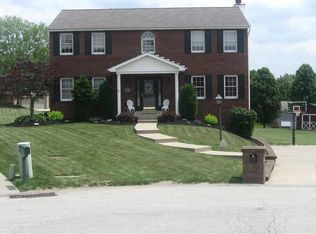 15 Fieldstone Ct, Plum, PA 15239