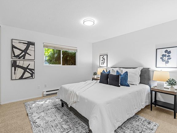 3rd image of 762 Hayes St #18-1