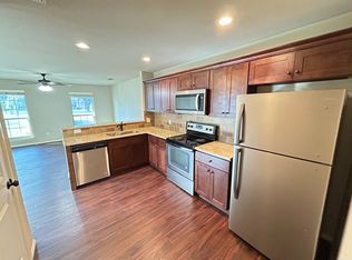 221 E Cooper St, Palmer, TX 75152