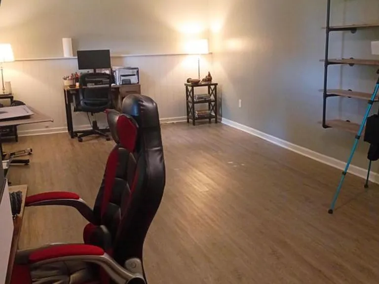 101 Rolling Ridge Dr — Photo 17