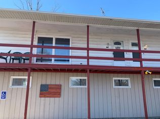 503 N Walnut Ave #1/2, Freeport, IL 61032