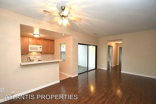 3rd image of 1423 Rocklin Ct