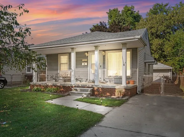 4838 Gloria St, Wayne, MI 48184
