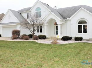 8911 White Eagle E, Sylvania, OH 43560