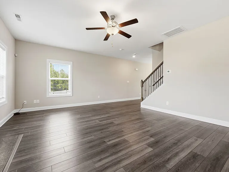 47 Hemming Ct — Photo 10