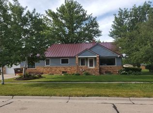 255 Indiana St, Utica, NE 68456