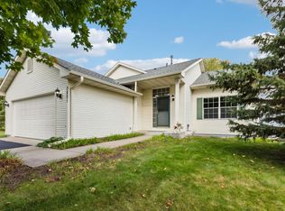 3801 Benjamin Dr, Woodbury, MN 55125