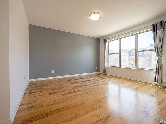 5th image of 12897 Grand Blvd