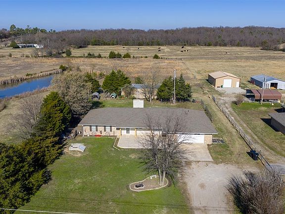 2nd image of 379022 N Old Highway 62