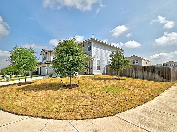 3rd image of 108 Living Reef Dr