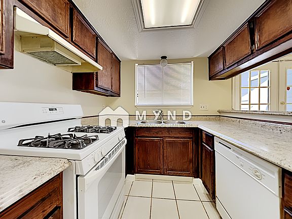 3rd image of 2003 Country Village Blvd Unit A