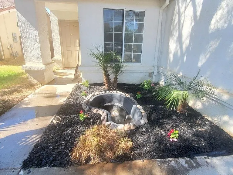 1012 Montgomery Ave — Photo 3