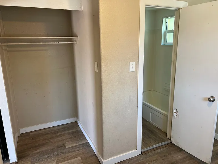 636 S Quitman St #10 — Photo 4